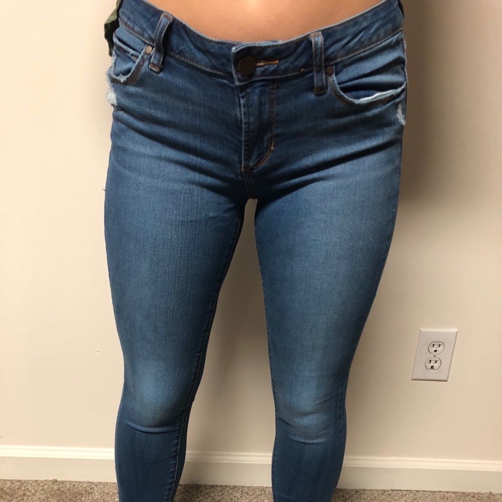 Blue jean skinnies. Articles of society